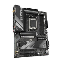 Scheda madre GIGABYTE B650 GAMING X AX V2 - Supporta CPU AMD Ryzen 8000, VRM digitale 8+2+2 fasi, fino a 8000MHz DDR5 (OC), 1xPCIe 5.0 + 2xPCIe 4.0 M.2, Wi-Fi 6E 802.11ax, LAN 2.5GbE, USB 3.2 Gen 2