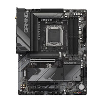 Scheda madre GIGABYTE B650 GAMING X AX V2 - Supporta CPU AMD Ryzen 8000, VRM digitale 8+2+2 fasi, fino a 8000MHz DDR5 (OC), 1xPCIe 5.0 + 2xPCIe 4.0 M.2, Wi-Fi 6E 802.11ax, LAN 2.5GbE, USB 3.2 Gen 2