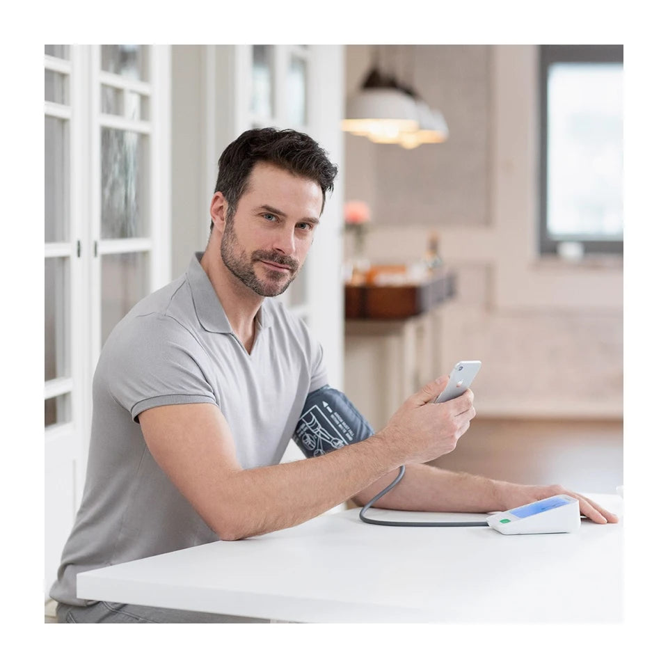 Misuratore di pressione sanguigna per braccio Medisana BU 584 con connessione