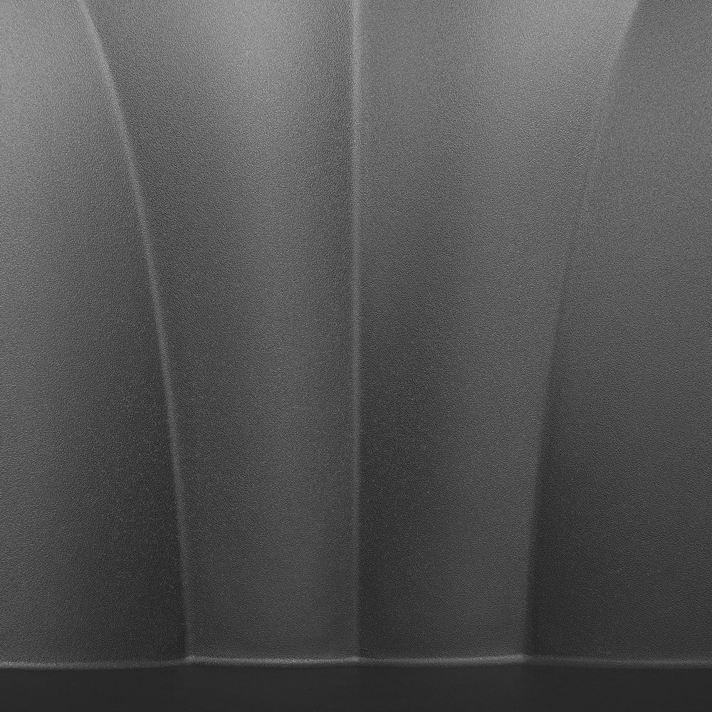 Set di 2 sedie da pranzo in materiale sintetico Nero gambe in metallo Nero formate con schienale moderno soggiorno