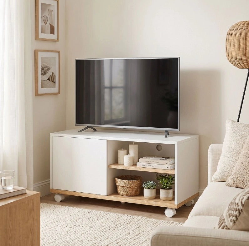 Mobile TV compatto su ruote con vano chiuso e ripiano regolabile, bianco e rovere chiaro