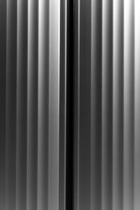 Pattumiera Alta 54L Keter Verto High 43,5x26,5x68,7 cm in Plastica Grigio Perla