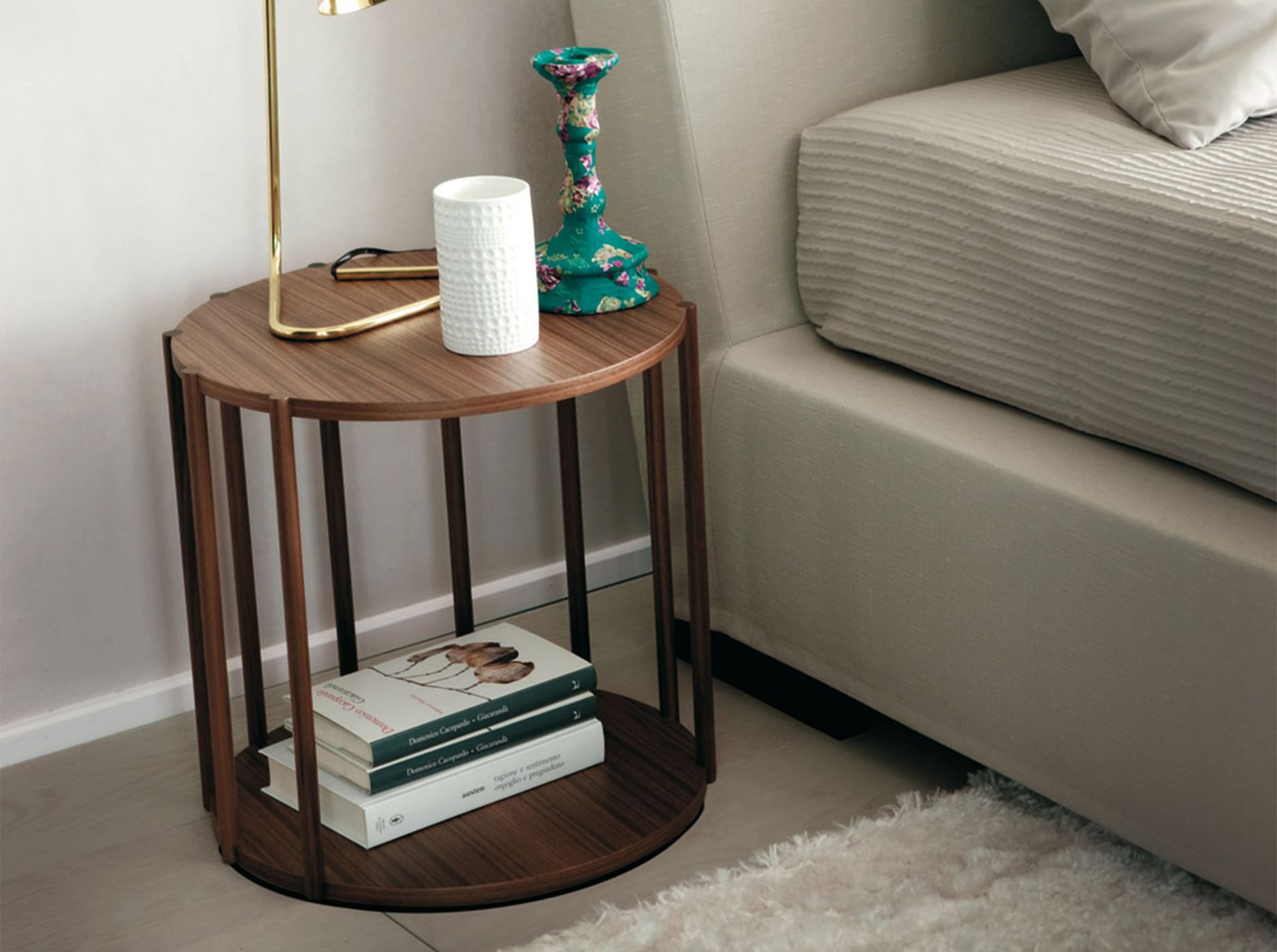 Tavolo angolare rotondo in noce