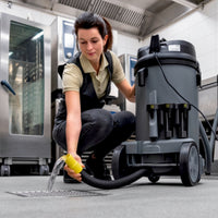 KARCHER Bidone aspiratutto Professionale NT 48/1 - Portata aria: 72 l/s - Aspirazione: 249 / 24.9 mbar / kPa - Capacità del contenitore: 48 l