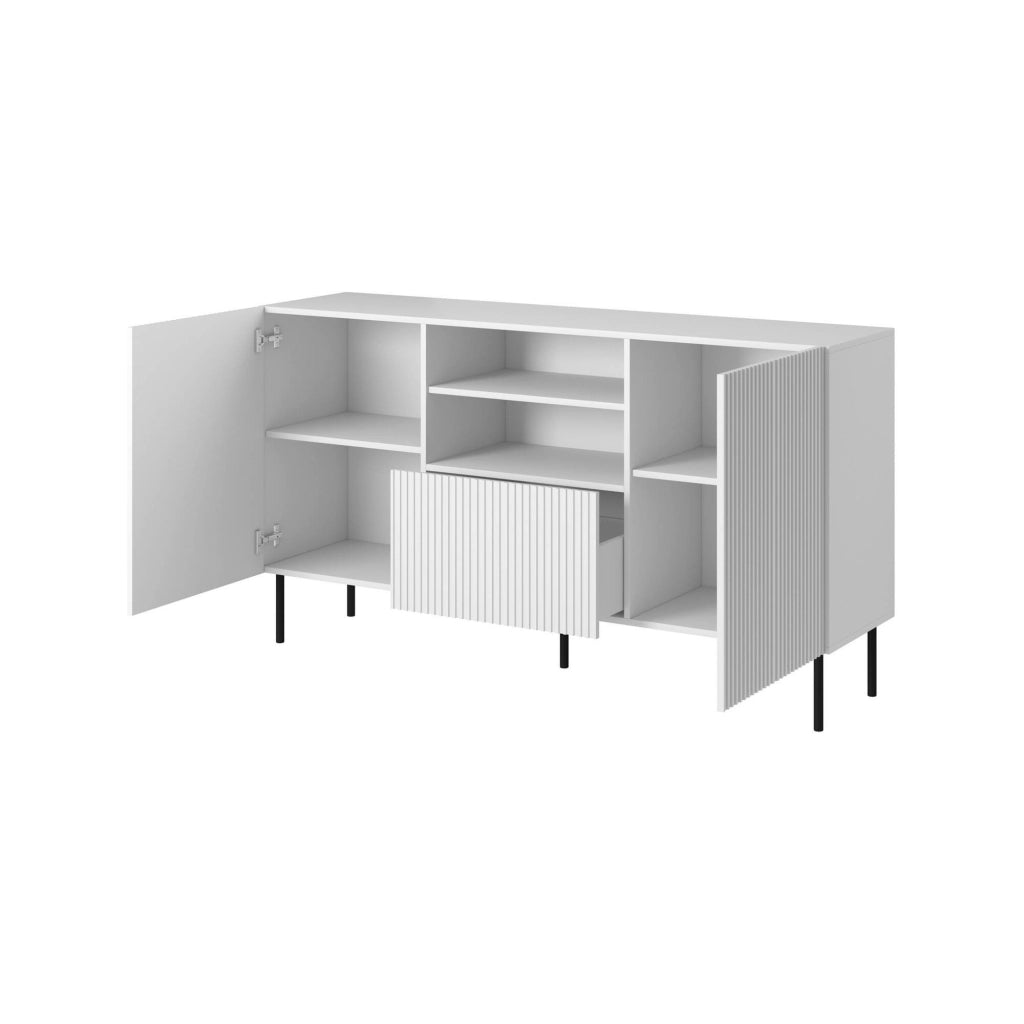 Credenza Malo, Madia da salotto con due ante battenti, un cassetto e due vani aperti, Design con effetto cannettato, 150x42 h82 cm, Bianco
