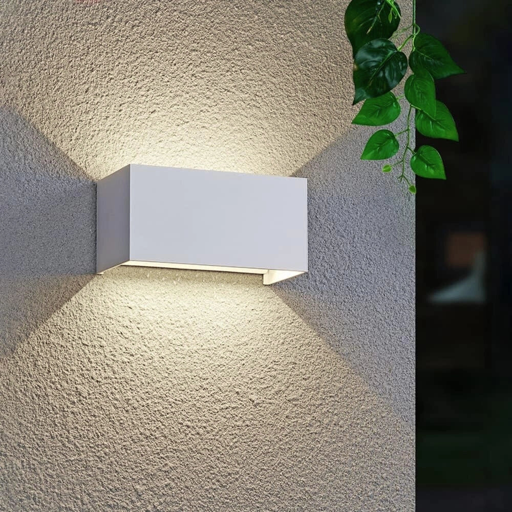 Applique LED rettangolare da Esterno 24W Fascio Luminoso Regolabile sopra e sotto IP65 luce naturale 4000K