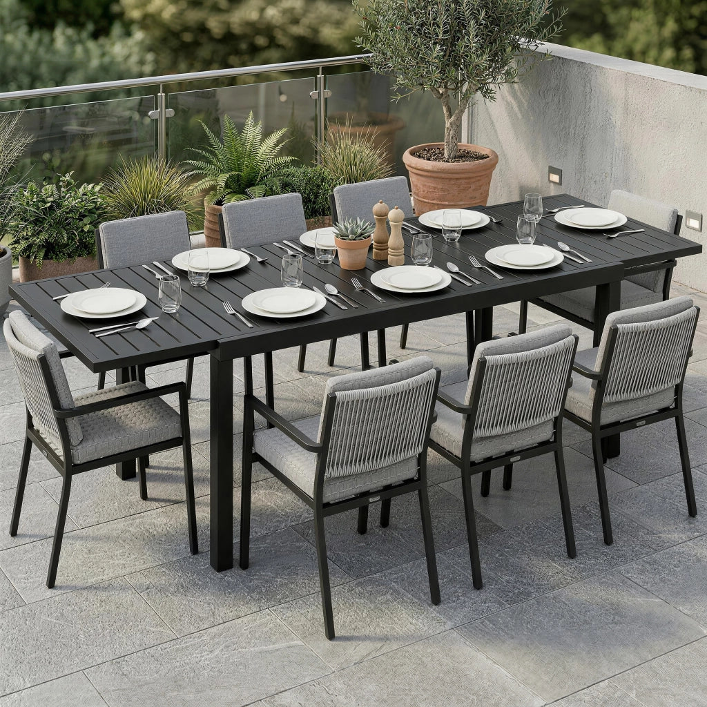 Tavolo da pranzo allungabile per esterno ¨C zephmum ¨C alluminio nero con piano a doghe