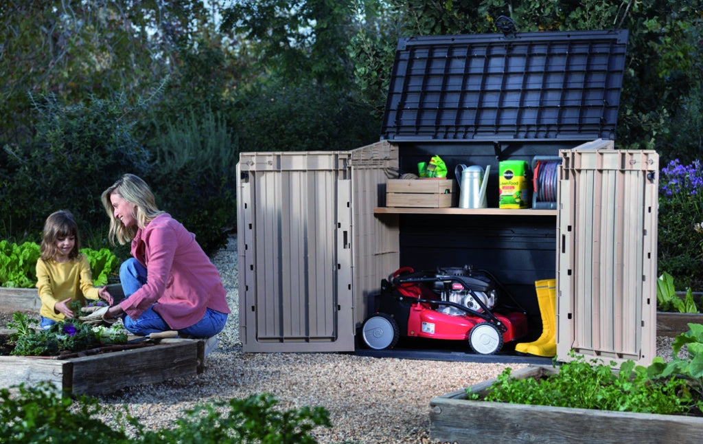 Baule porta attrezzi da giardino Store In Out MIDI in resina effetto legno colore beige Keter