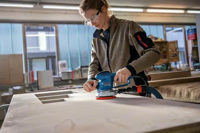 Bosch GEX 34-150 Professional Levigatrice orbitale casuale 12000 Giri/min 24000 OPM Nero, Blu, Grigio, Rosso