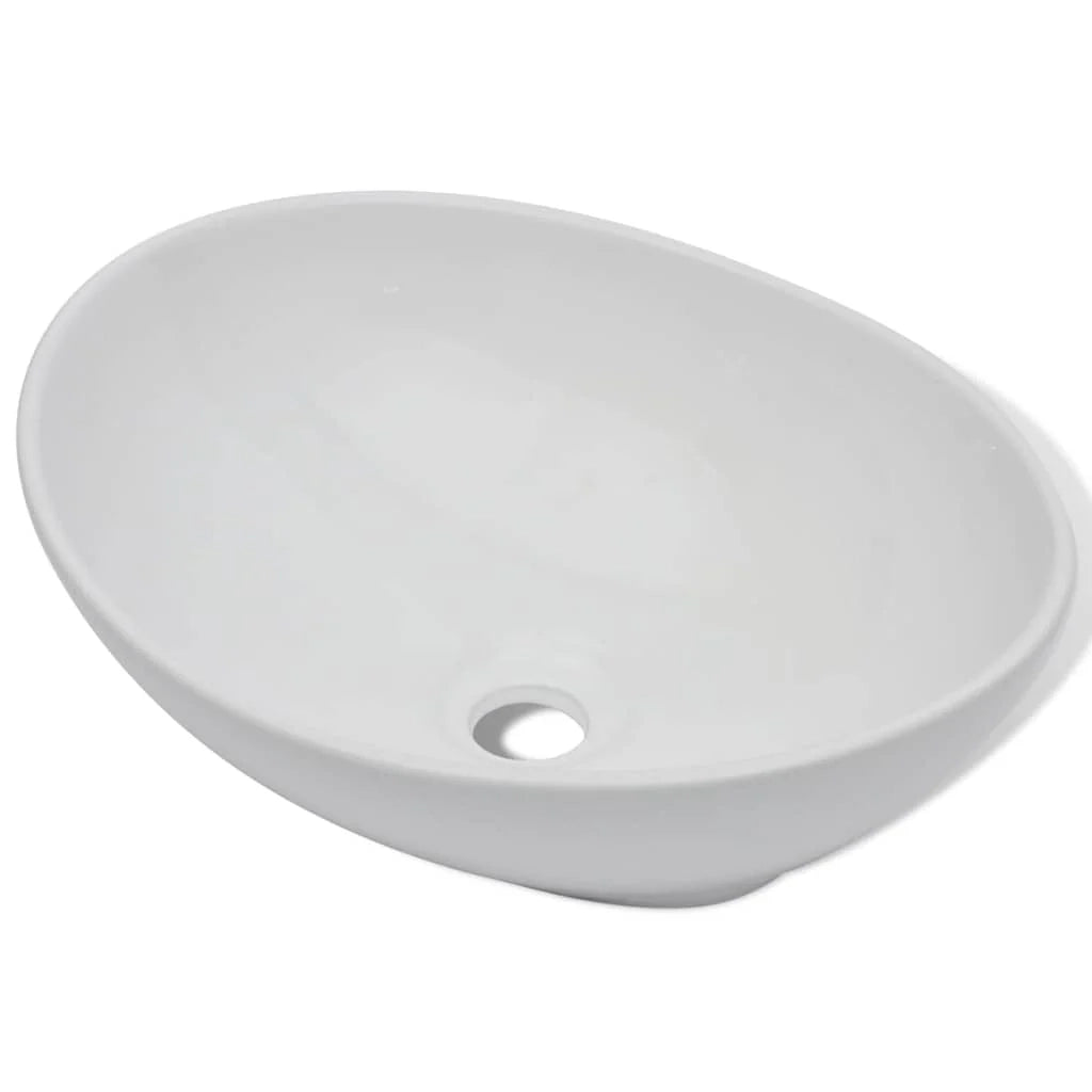 Lavandino da bagno con miscelatore ovale in ceramica bianca 02_0002843