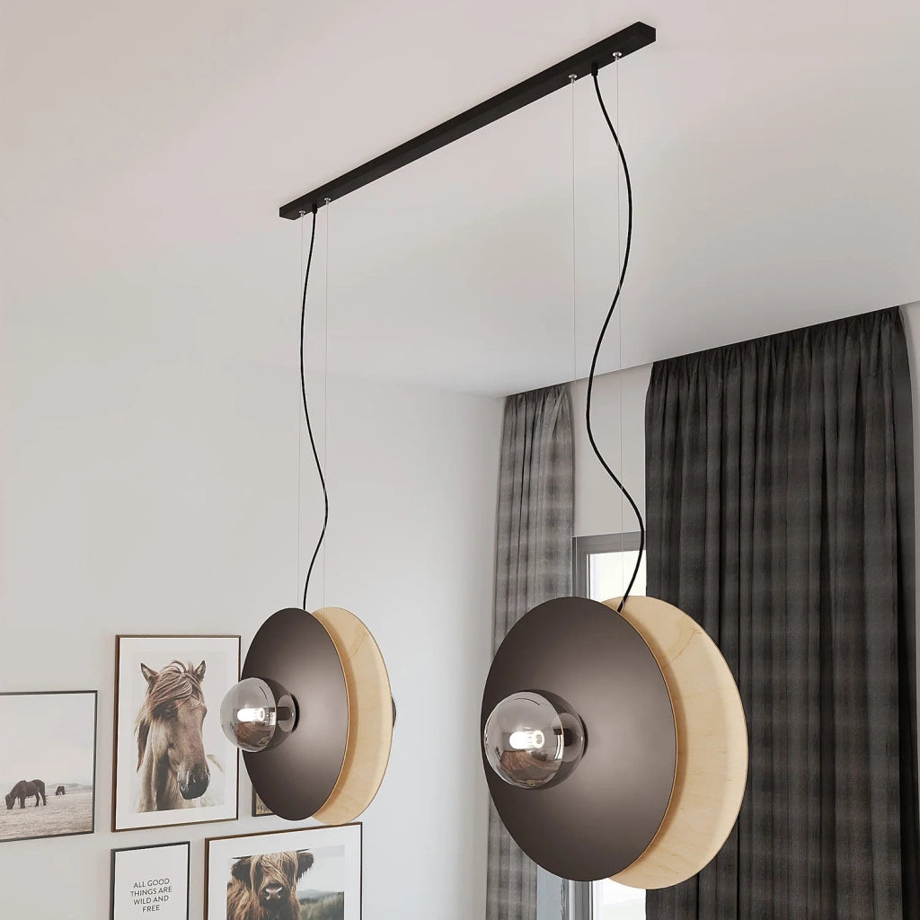 Sospensione Minimal Nordica Brigid 4 Luci In Acciaio Nero E Legno Vetro Fumè