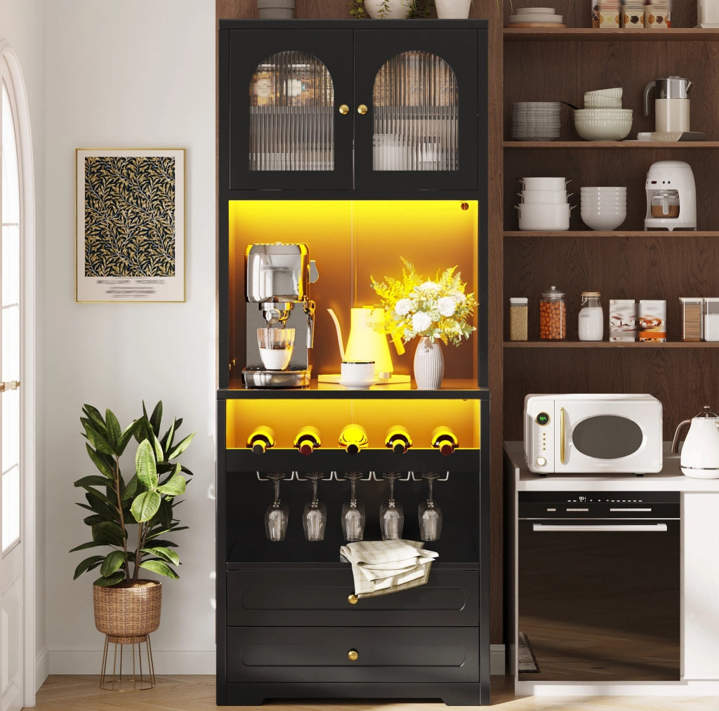 Mobile alto da cucina nero con LED smart, portabottiglie e USB