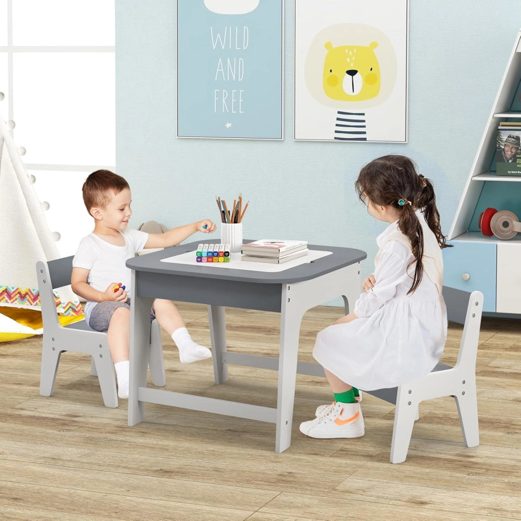 Set Tavolo e 2 Sedie per Bambini, con Lavagna Reversibile, Tavolo Multiattività con Vano Portaoggetti Nascosto e Sedie, per Bambini da 3-6 Anni, per Cameretta e Soggiorno (Grigio)