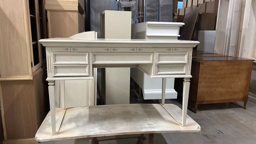 Scrivania classica in legno bianco consumato 130x70x80 - Mobili 2G
