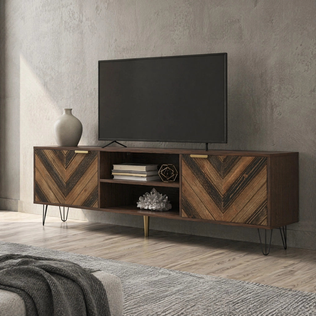TV lowboard 155x38x48 cm con 2 ante, griglie oro e piedi in ferro, colore legno naturale