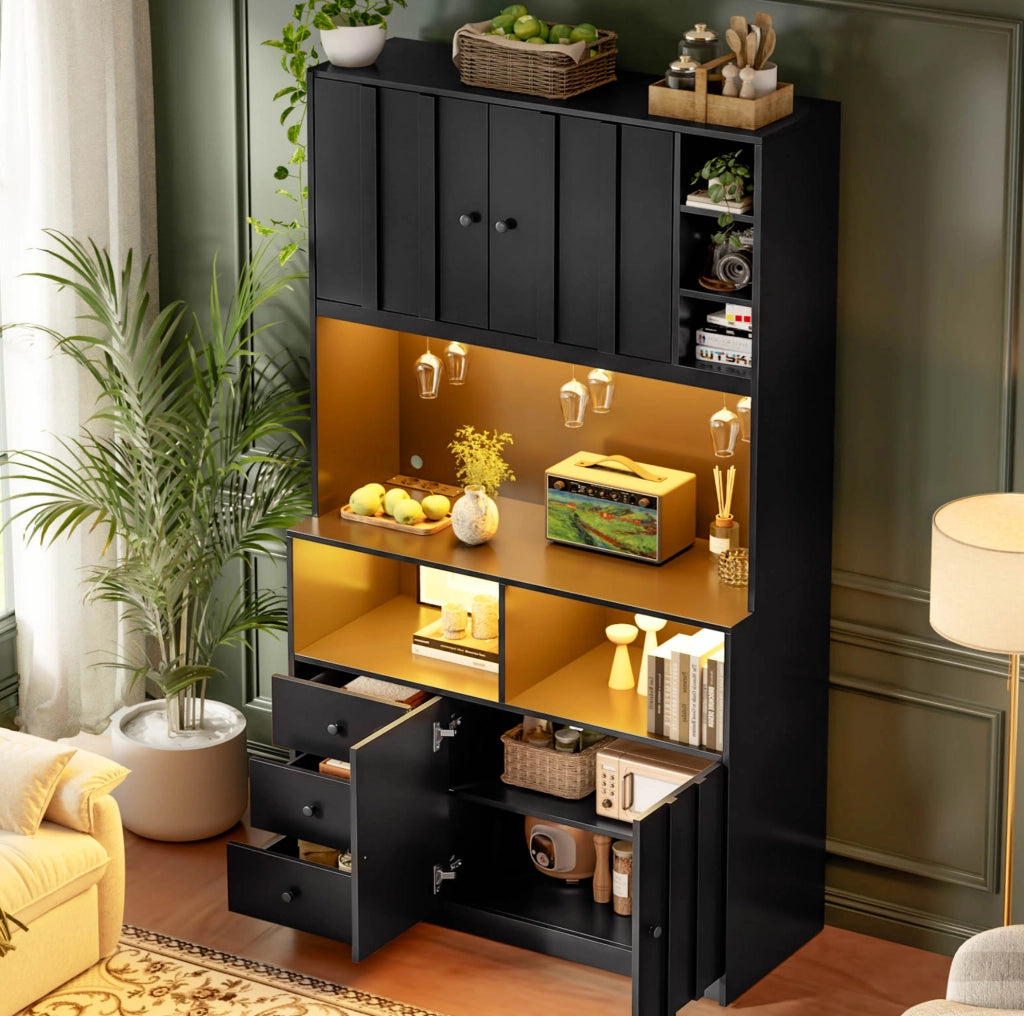 Credenza 100x40x180 cm con LED RGB; prese e portabicchieri in MDF nero