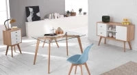 E-STYLO Sedia in polipropilene azzurra con seduta imbottita e rivestita in similpelle, gambe in legno di faggio, 48.5cm X 52cm H. 82cm.