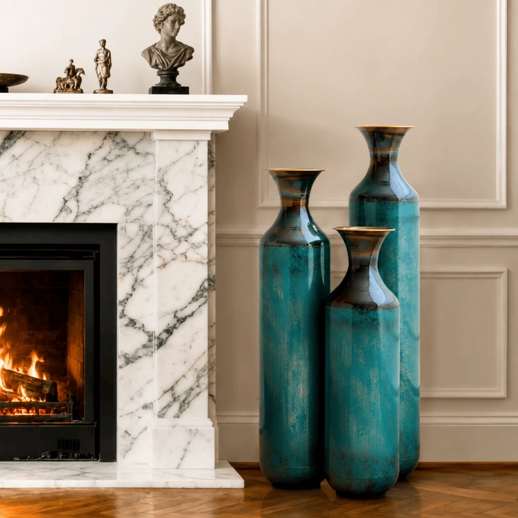 Vaso decorativo in metallo con finitura patina bluverde artigianale rustica per salotto, ingresso e terrazza