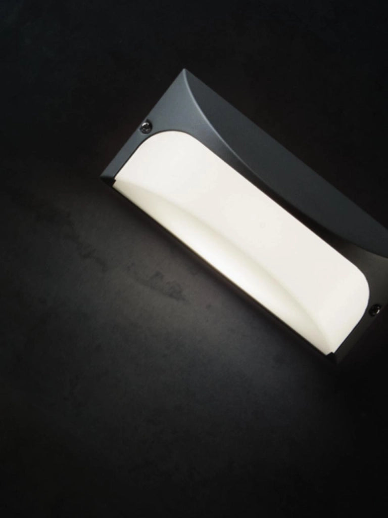 Applique 10W LED 3000K finitura goffrata marrone, luce calda Sovil Dome