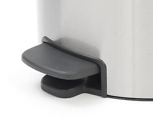 Brabantia 111822 bidone per la spazzatura 30 L Rotondo Acciaio inossidabile