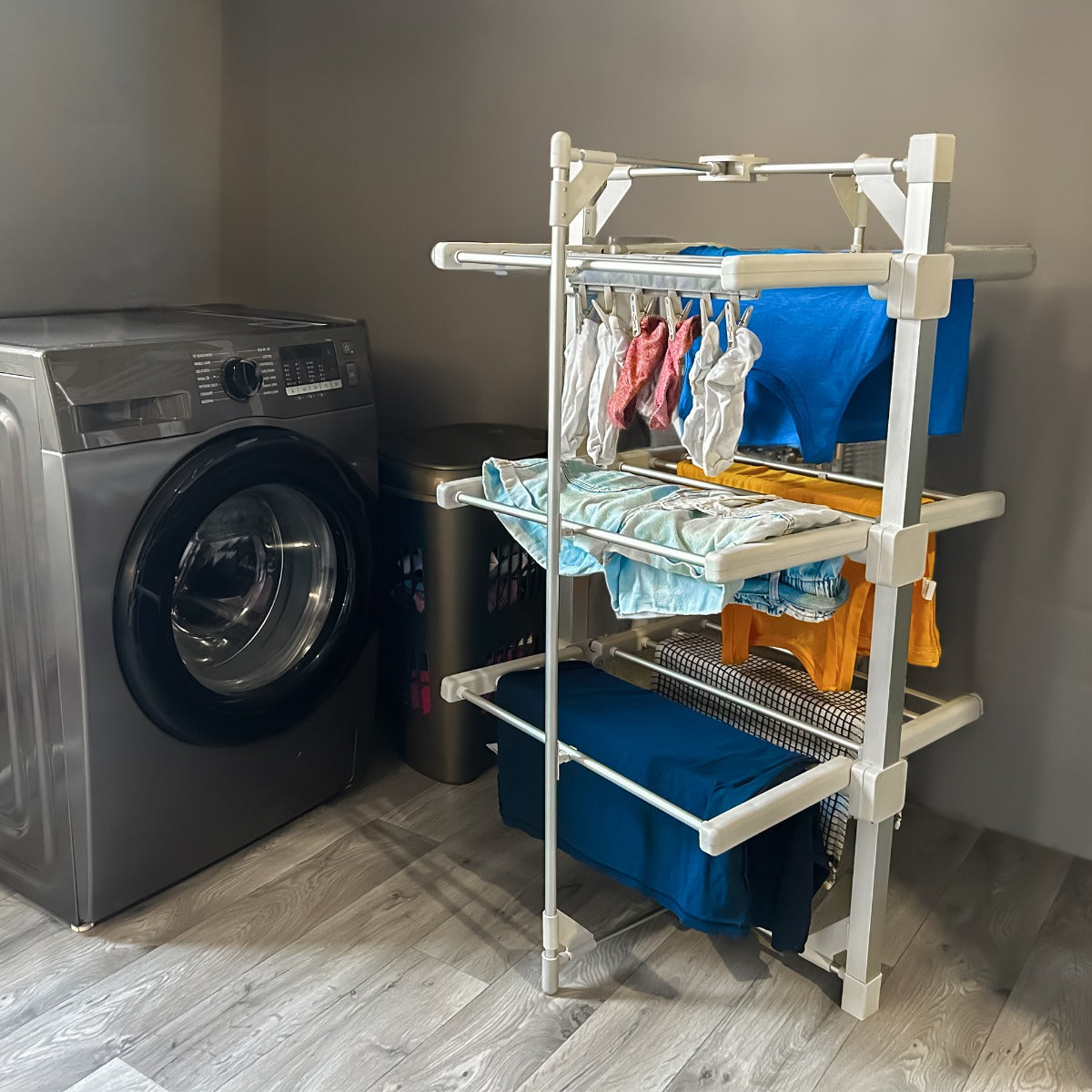 Asciugabiancheria elettrico riscaldato con copertura a 3 livelli Rack asciugabiancheria per interni Pieghevole