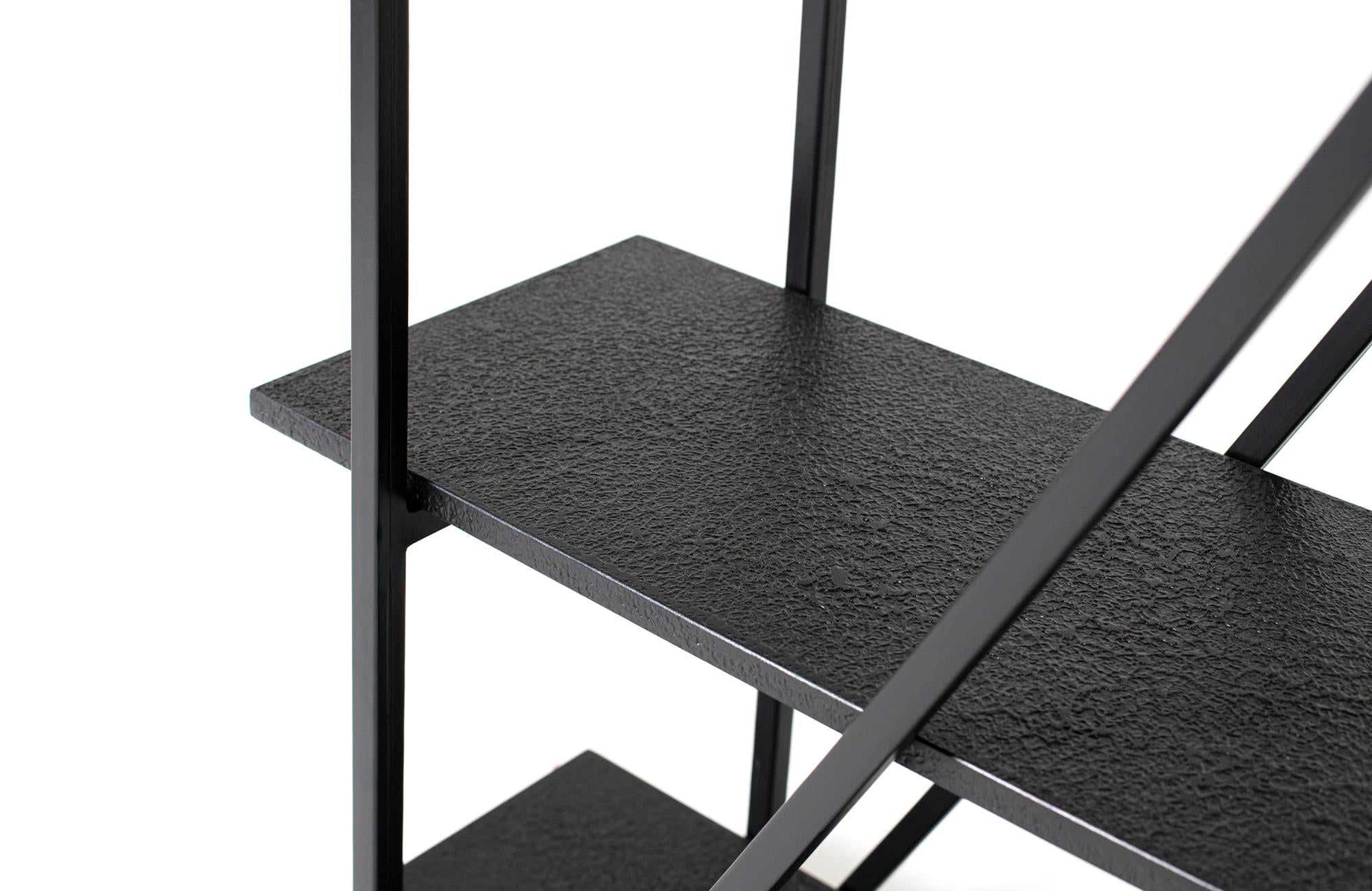 Scaffale con 5 ripiani e struttura in metallo, lunghezza 220 cm