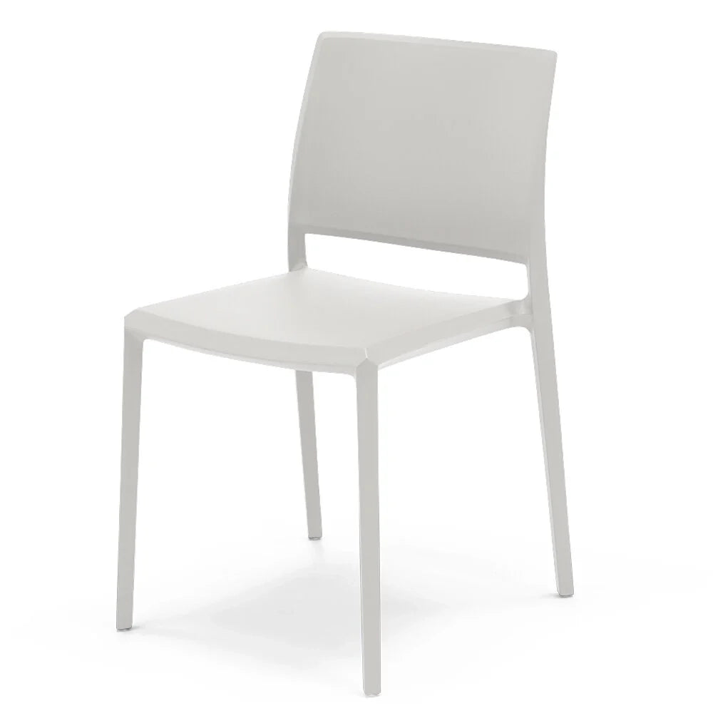 Set 4 sedie in polipropilene MEGAN, impilabile, resistente ai raggi UV, design moderno, ideale per sala da pranzo, cucina, sala d’attesa, bar, ristoranti o giardino, colore Bianco