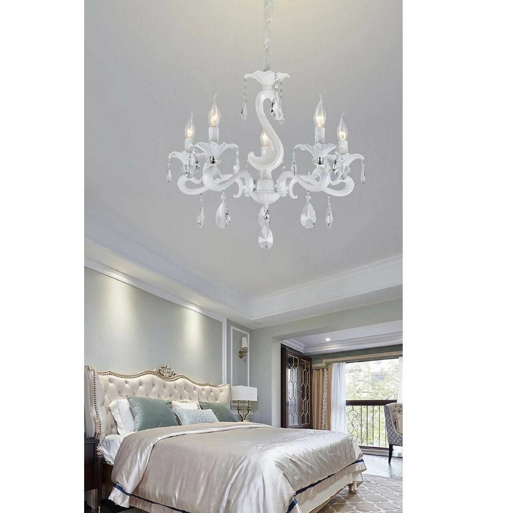 Trade Shop - Lampadario Classico Attacco E14 5 Bracci Con Pendenti In Acrilico Lampada A15-5 - Bianco
