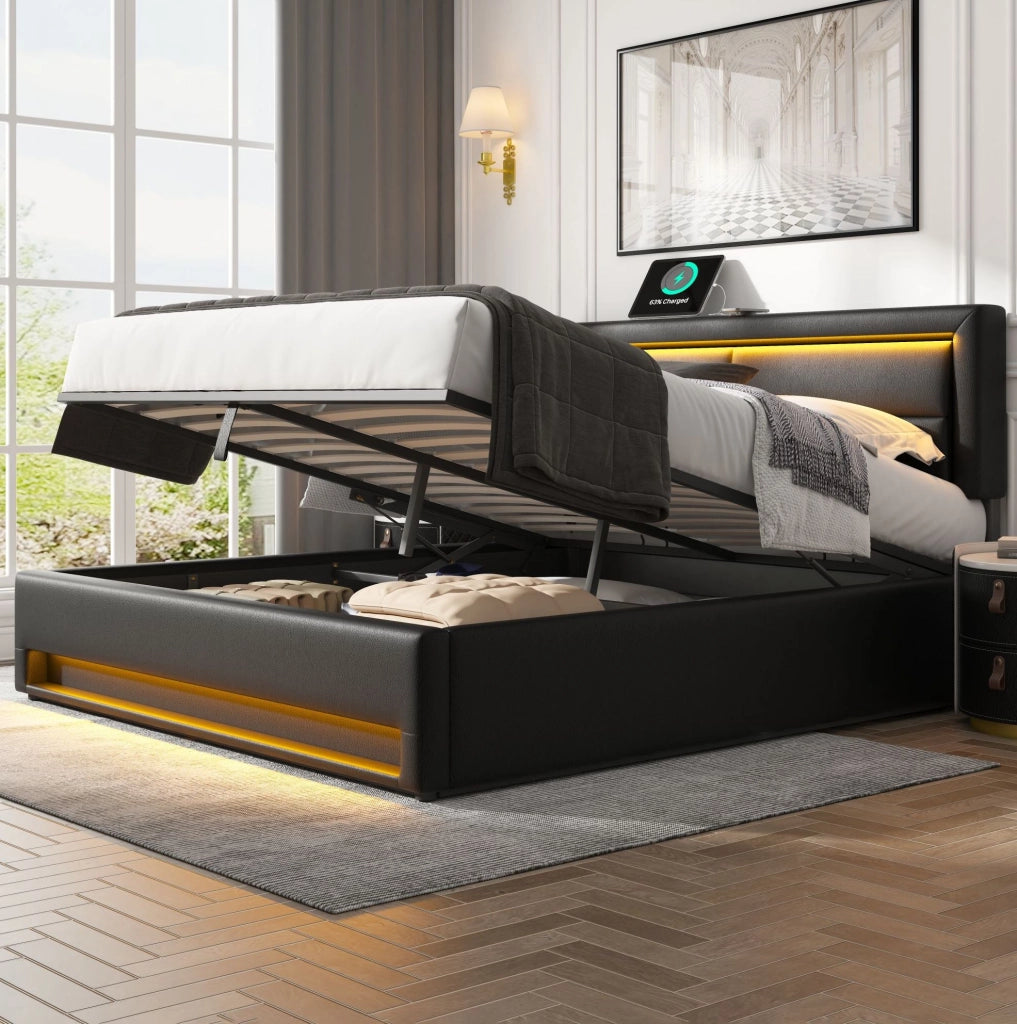 Letto imbottito 140x200 cm con ricarica USB e wireless, LED e vano contenitore in PU nero