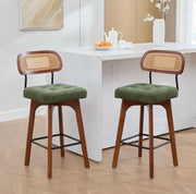 Sgabello da bar girevole a 360° con schienale in rattan; chenille verde