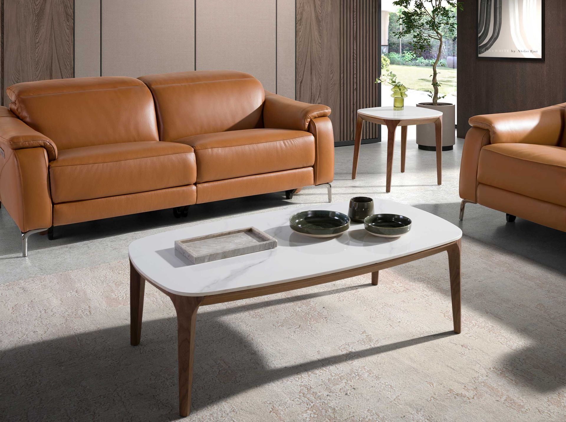 Tavolo ovale in marmo porcellanato e noce