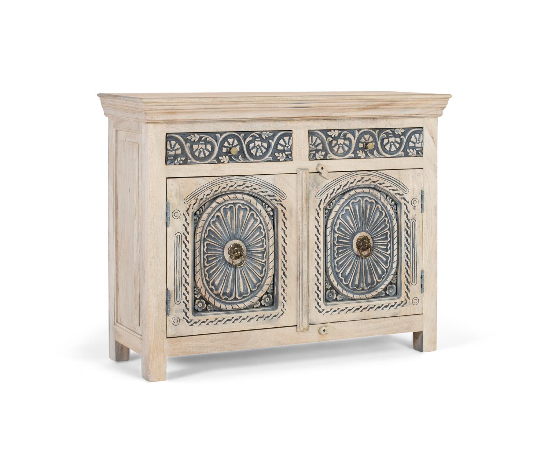 Credenza intagliata a mano con due cassetti e due ante