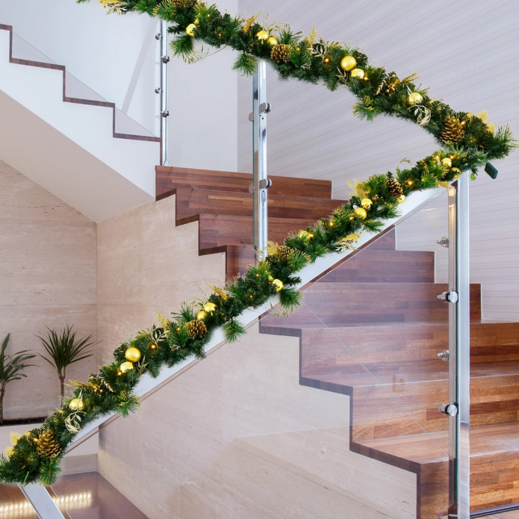 Ghirlanda natalizia artificiale pre-illuminata da 270cm con luci LED, Decorazione natalizia a batteria per porta-Decorazioni natalizie