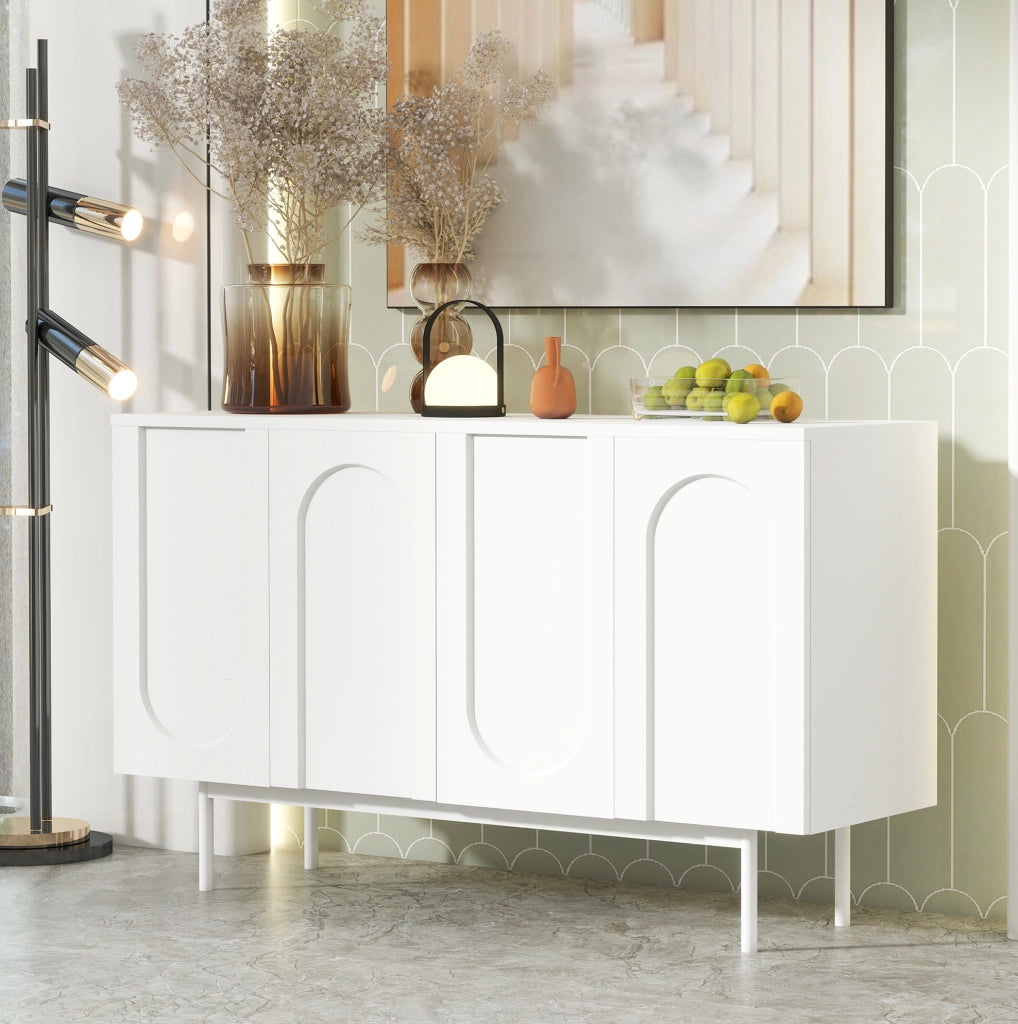 Credenza bianca con ripiani regolabili e gambe in metallo; MDF