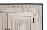 Credenza a quattro ante con dettagli intagliati a mano 195cm