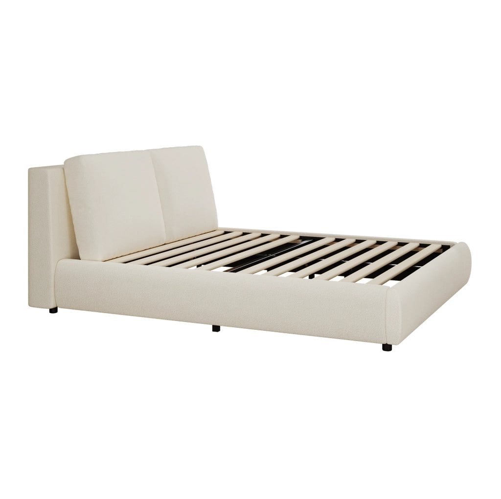 Letto 180x200 cm con rete a doghe e testiera ergonomica in Bouclé beige