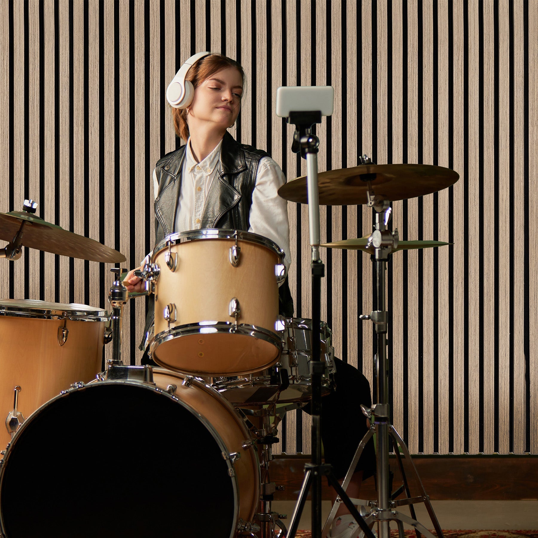 Tre Pannelli Fonoassorbenti con Doghe Noce Chiaro 3D in Legno 2400 x 600mm