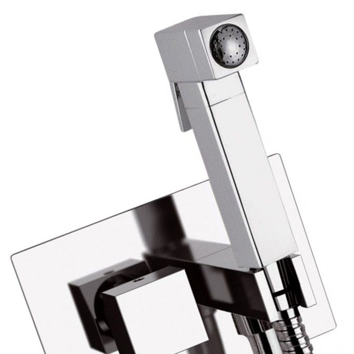 Miscelatore incasso per shut-off con doccetta shut-off, supporto doccia-presa acqua e flessibile.