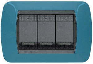 PLACCA 3 POSTI COLORE BLU METRO SERIE LIVINGINTERNATIONAL - BTICINO L4803BU