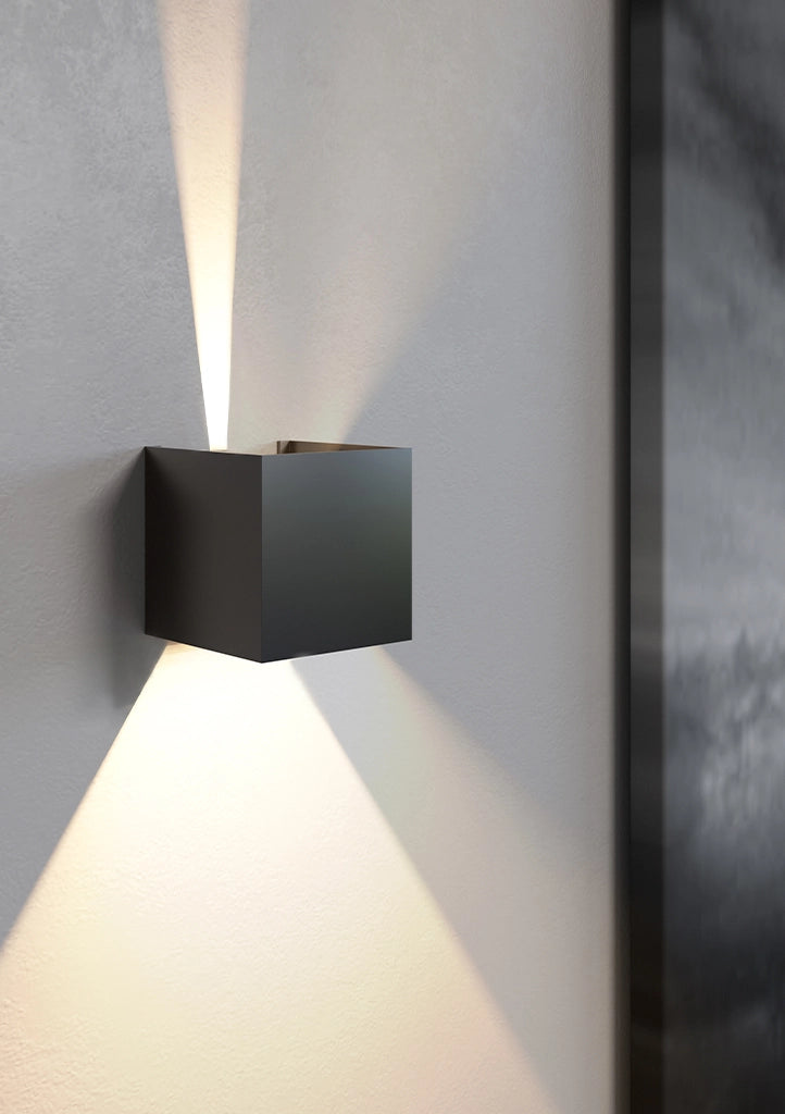 Lek Applique LED da Parete per Interni ed Esterni 6,8W 2700K IP54 IK04 Finitura Corten Texturizado Fascio Luce Regolabile 0-120 Gradi Codice LEK-C