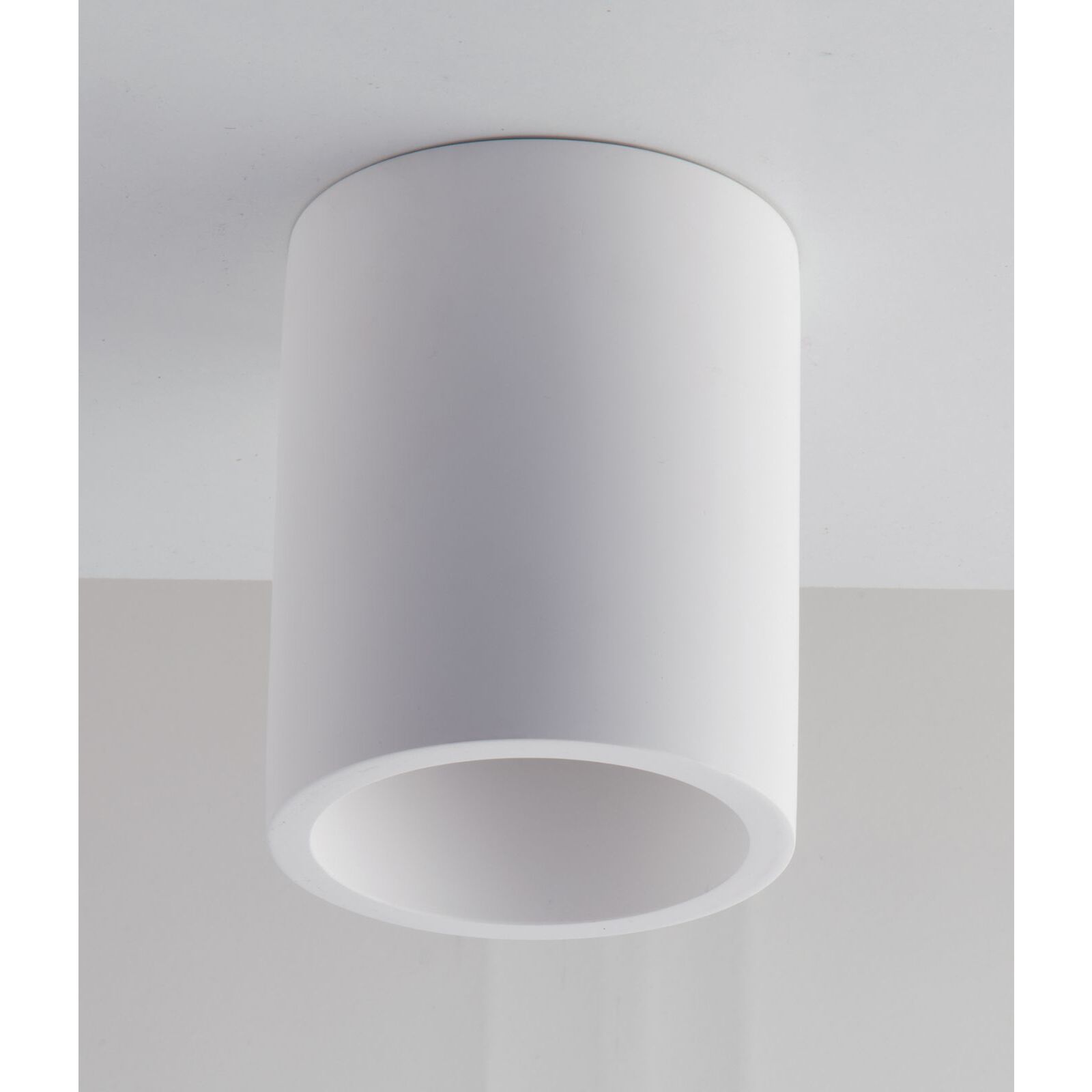 PLAFONIERA BANJIE 1XGU10 D.13,5XH11CM IN GESSO.