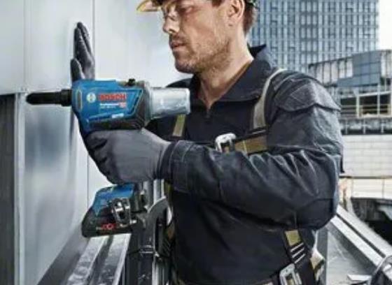 Bosch 0 601 9K5 001 utensile per rivetti elettrici Nero, Verde 3.2,4,4.8,5.0,5.6 mm 16000 kN