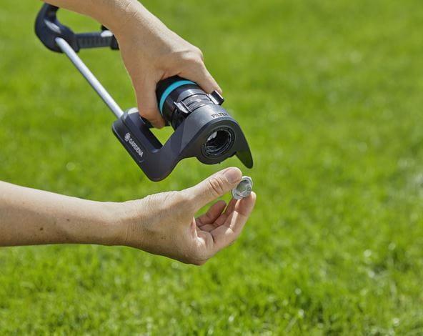 Gardena 18920-20 irrigatore Sistema di spruzzo d'acqua oscillante Nero, Argento