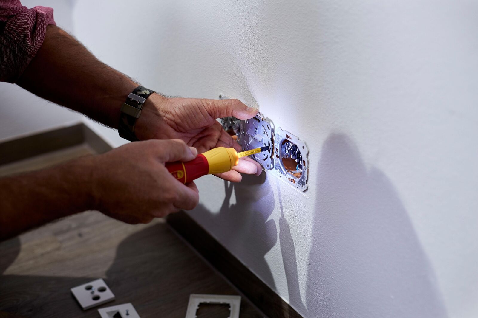 Wiha 44318 cacciavite elettrico e avvitatore a impulso Rosso, Giallo