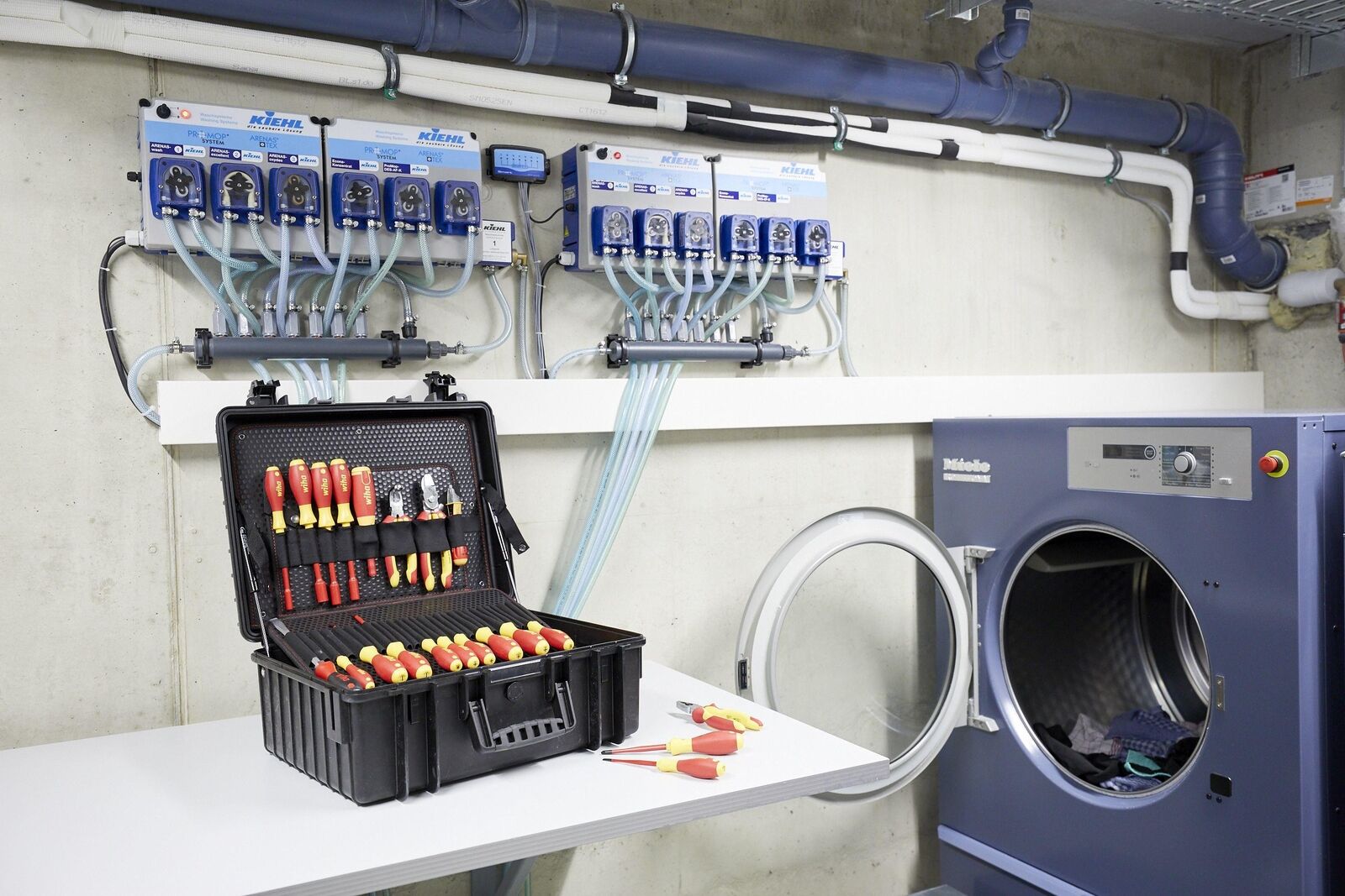 Wiha Competence XL 83 strumenti