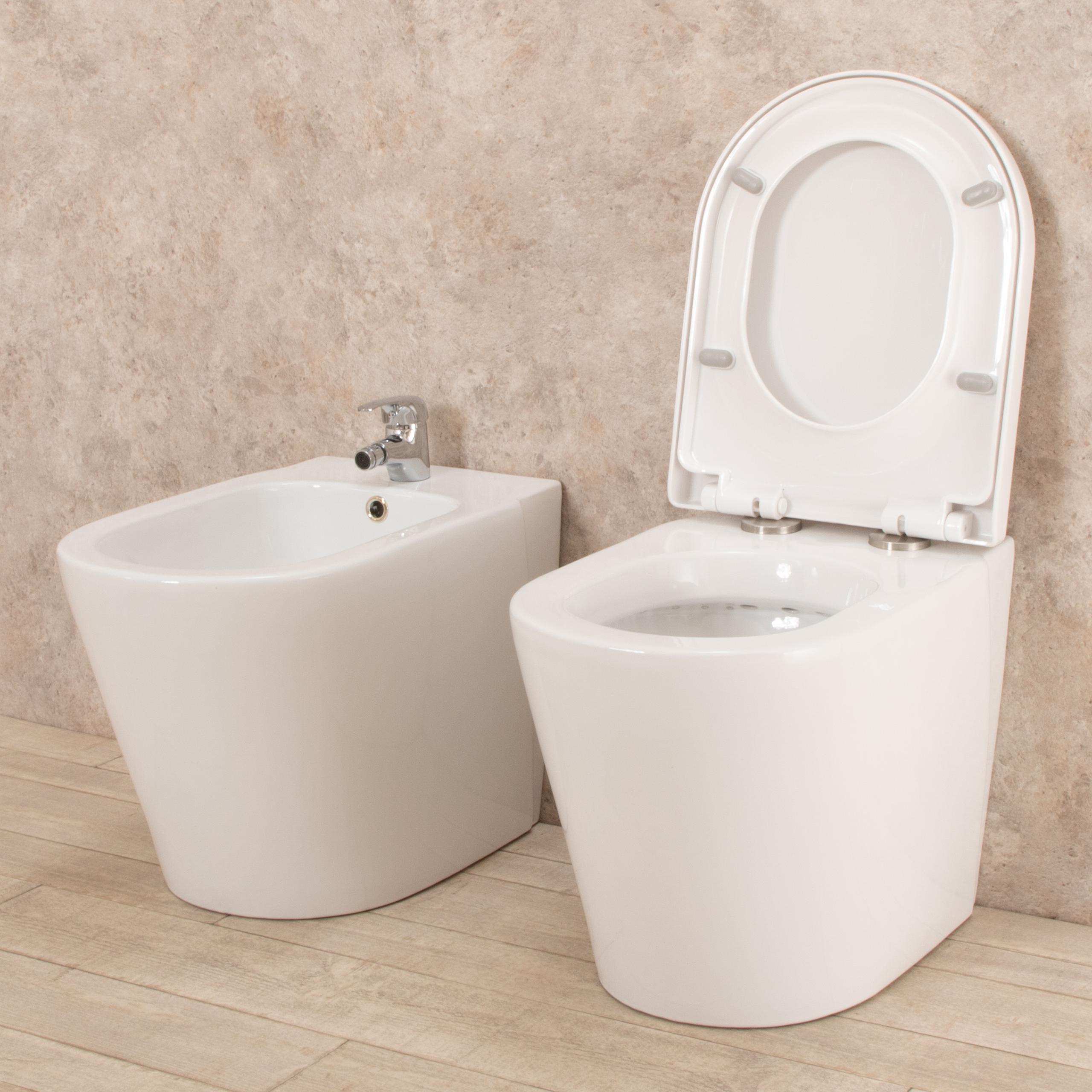 Coppia di Sanitari WC e Bidet  a Terra Filo Muro in Ceramica Bianchi