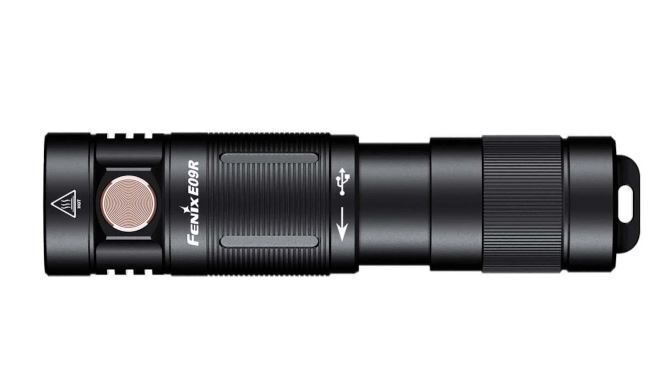 Fenix Torcia Elettrica Tascabile Compatta 600 lm