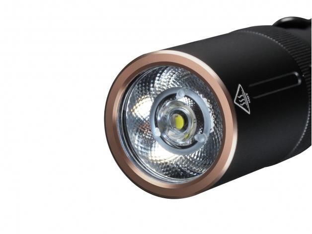 Fenix E20 V2.0 torcia Nero Torcia a mano LED