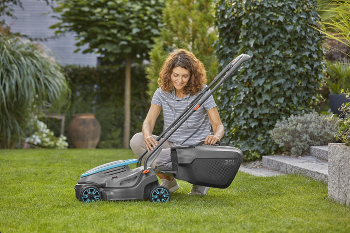 Gardena PowerMax 32/18V P4A tagliaerba Tagliaerba a spinta Batteria Blu, Grigio