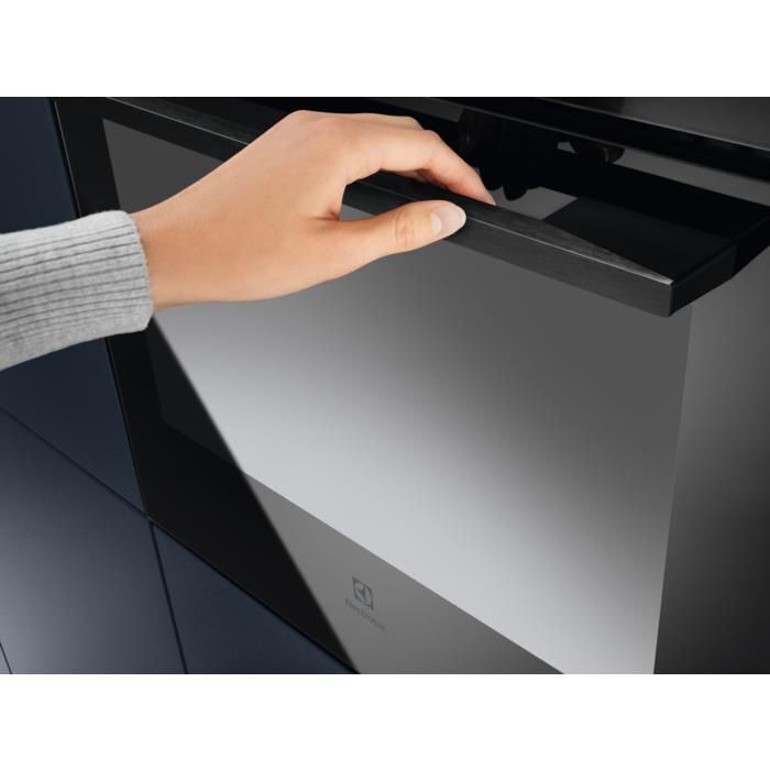 Electrolux Serie 300 KOIGH04K 72 L 2790 W Nero